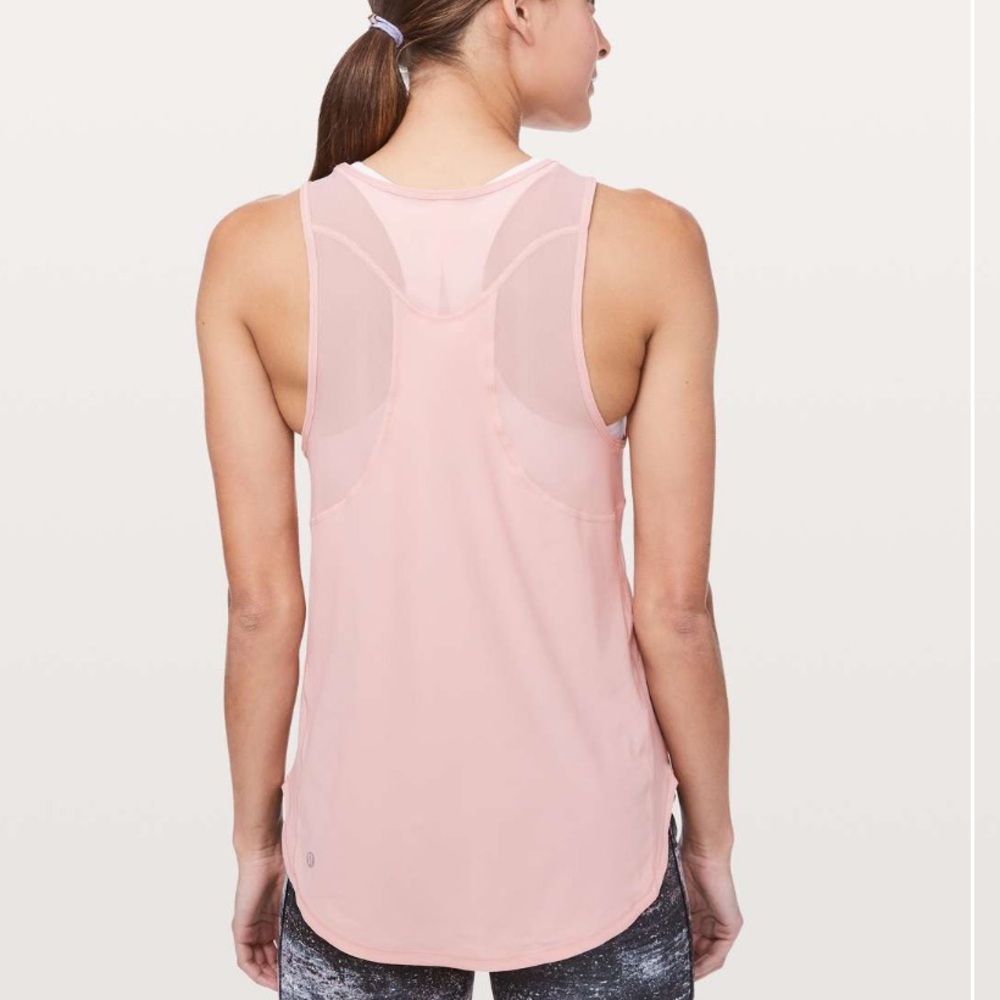 Lululemon Sculpt Tank II top blush pink mesh
Faint Coral
